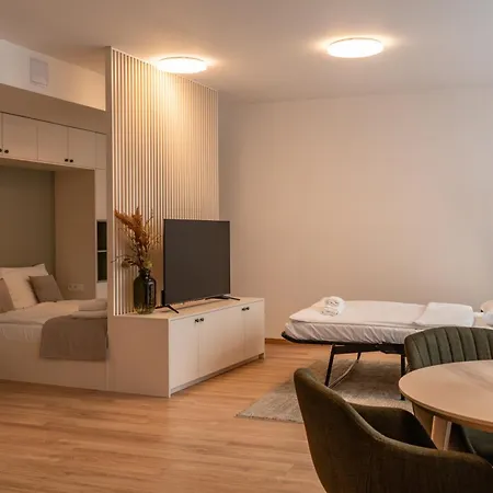 Apartmán P23 *